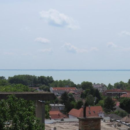 Prima Porta Vendeghaz Hotel Balatonalmadi Luaran gambar