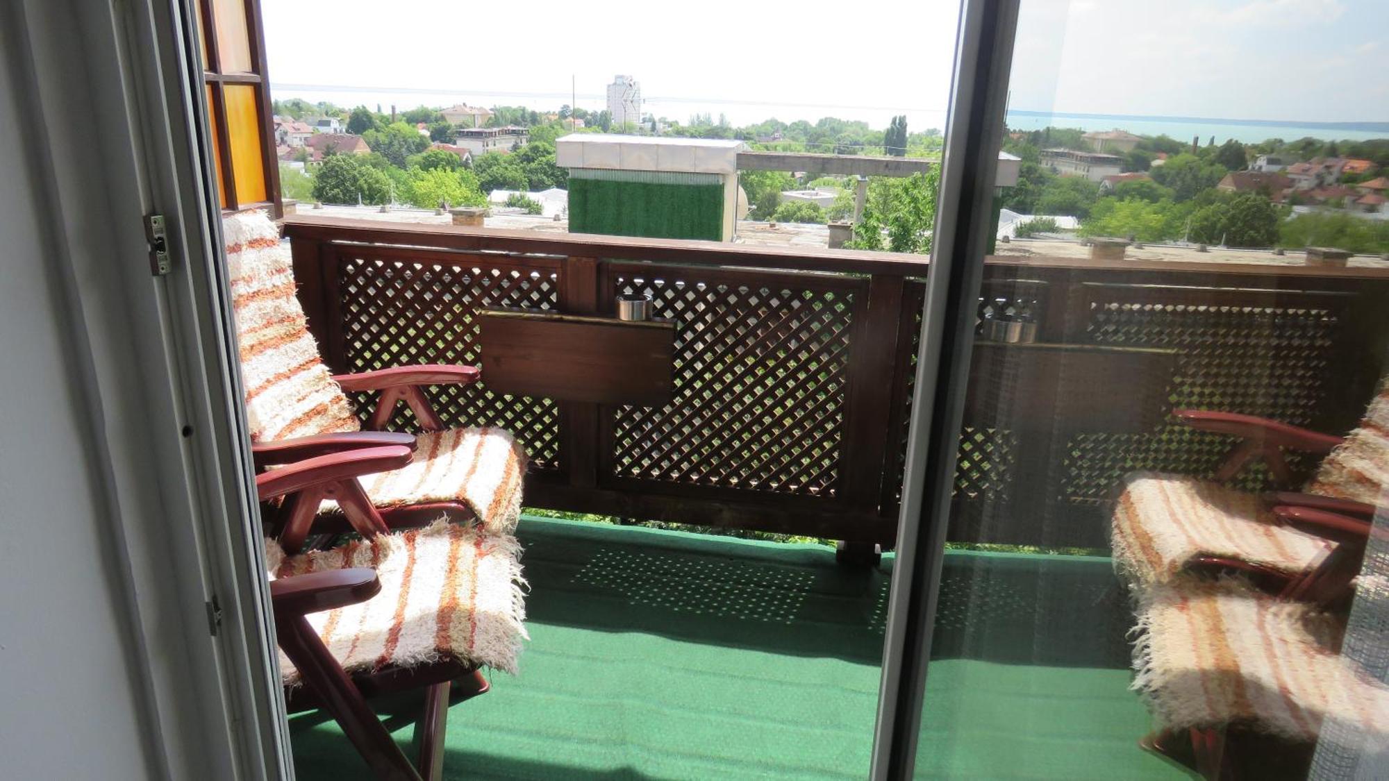 Prima Porta Vendeghaz Hotel Balatonalmadi Luaran gambar