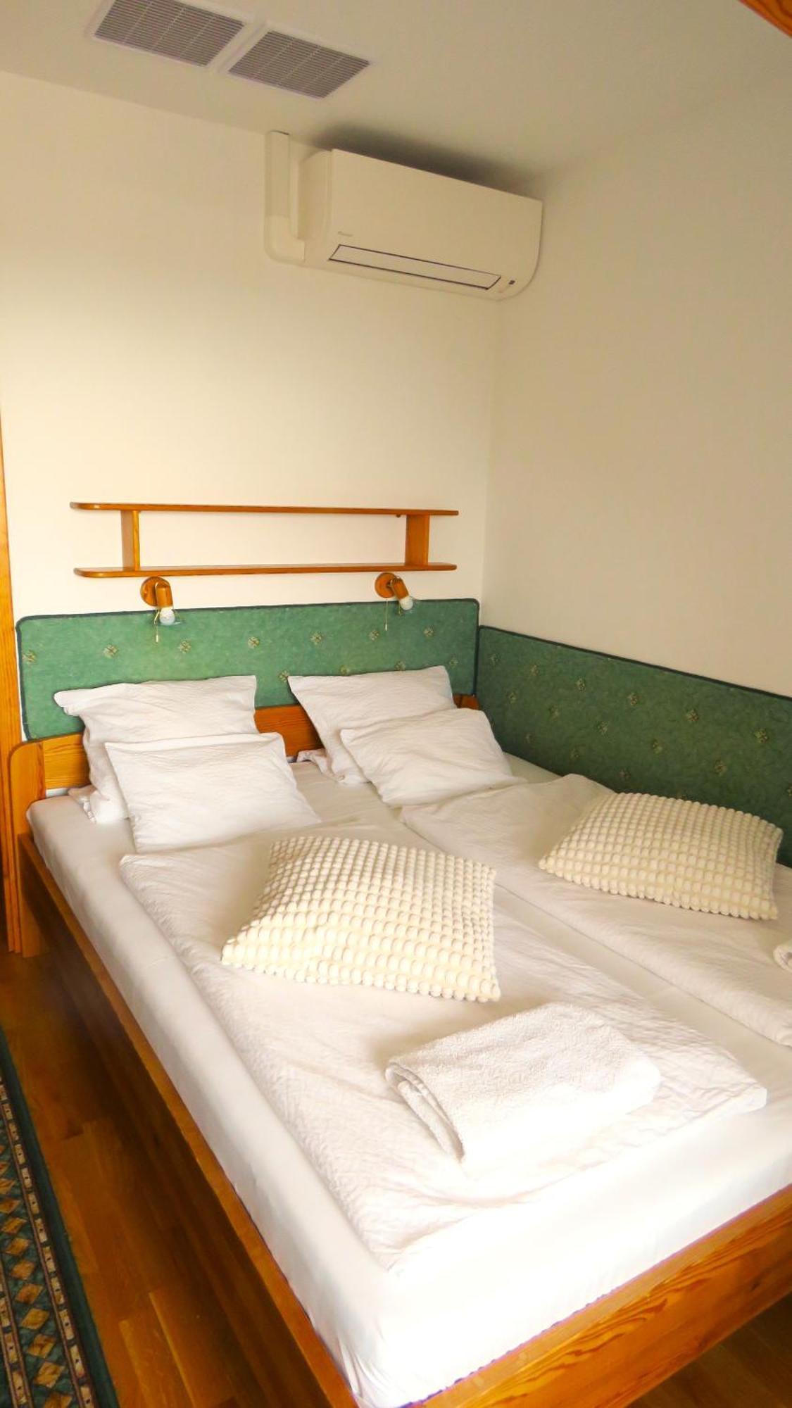 Prima Porta Vendeghaz Hotel Balatonalmadi Luaran gambar